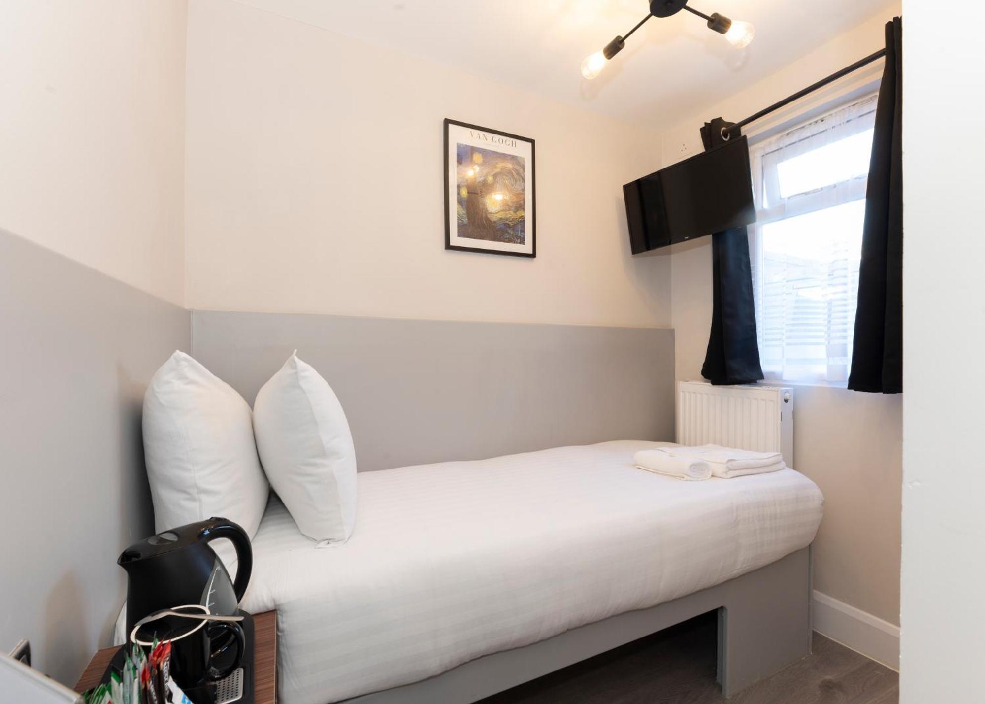 Marina Hotel London Luaran gambar